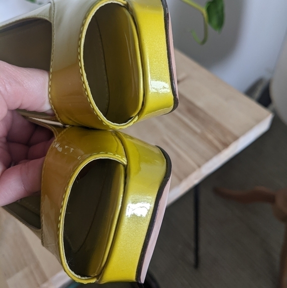 aldo Bright Yellow Platform Peep Toe Slingbacks 37 - Picture 5 of 8